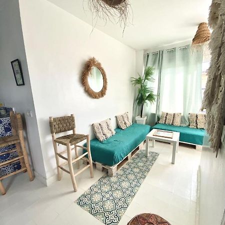 Appartement A Ksar Sghir En Face Du Terminal Passagers De Ferry Port Tanger Med Dış mekan fotoğraf