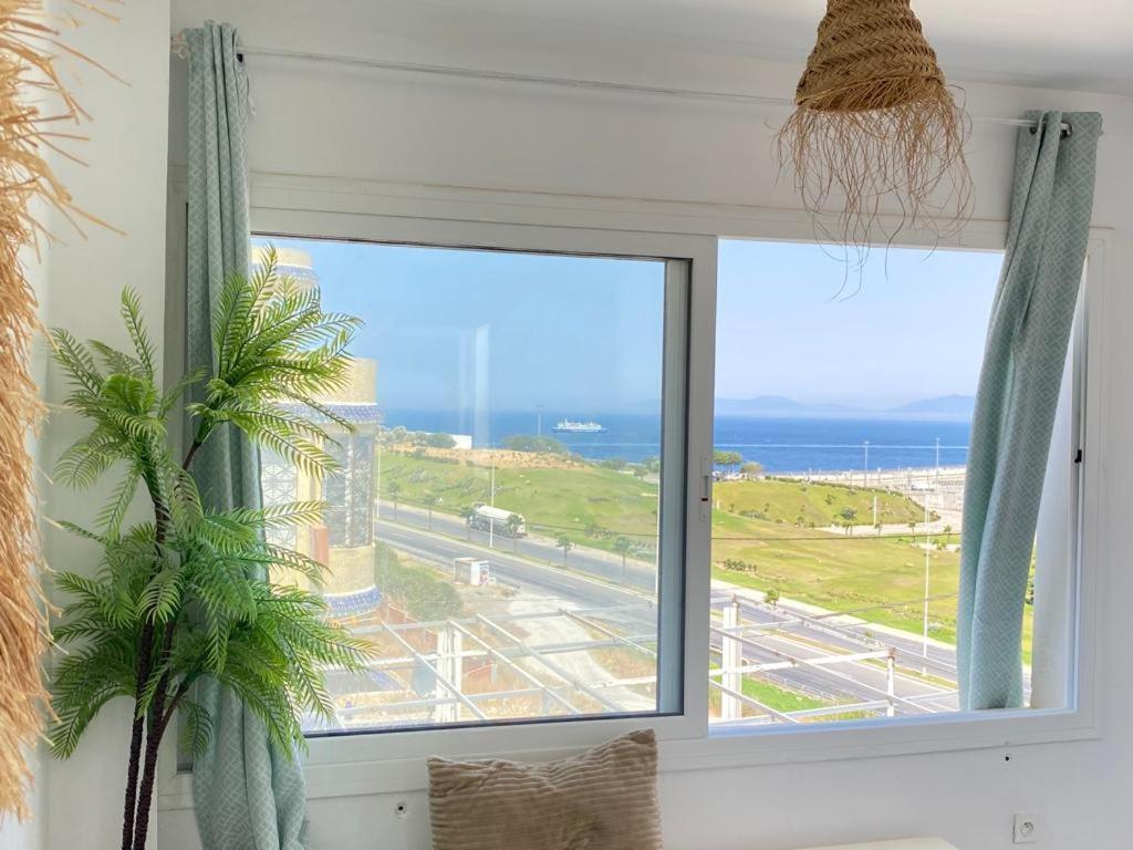 Appartement A Ksar Sghir En Face Du Terminal Passagers De Ferry Port Tanger Med Dış mekan fotoğraf