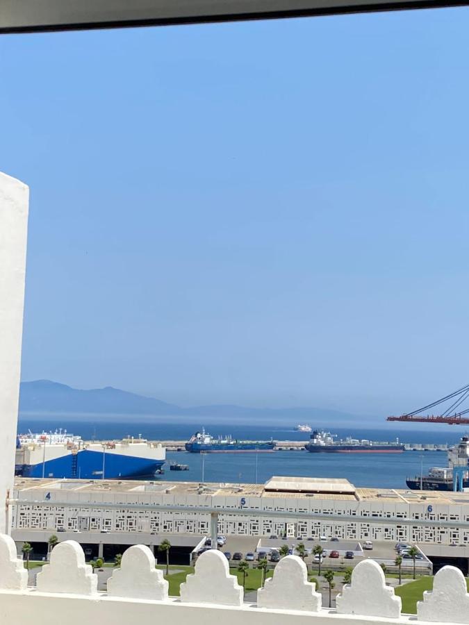 Appartement A Ksar Sghir En Face Du Terminal Passagers De Ferry Port Tanger Med Dış mekan fotoğraf