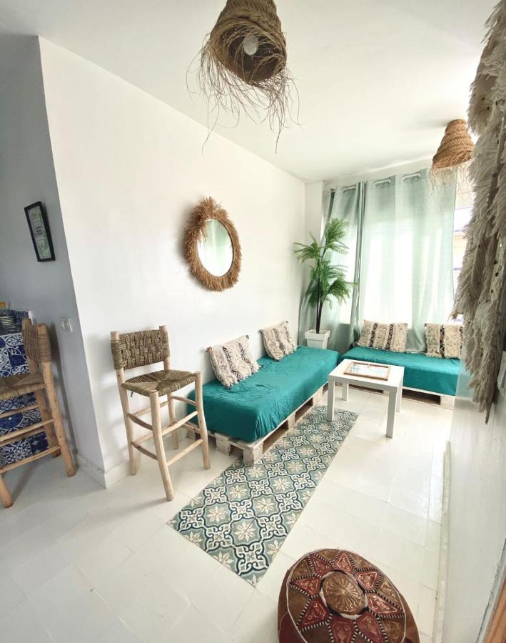Appartement A Ksar Sghir En Face Du Terminal Passagers De Ferry Port Tanger Med Dış mekan fotoğraf